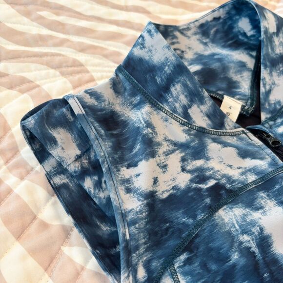 lululemon | Light Speed Vest | Sea Side Silver Fox Alberta Lake | Size 4 - Picture 3 of 11